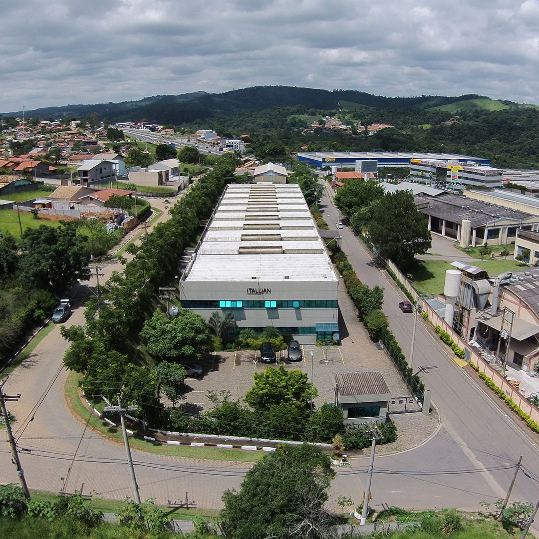 itallian hairtech factory